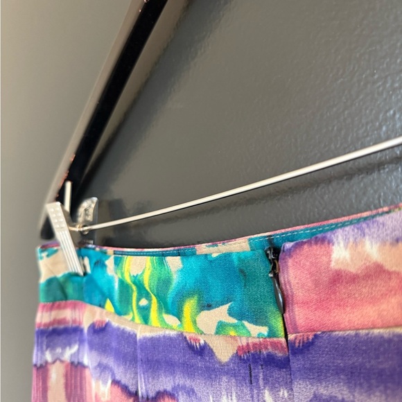 Sandro size 6 EUC Vibrant Patterned Mini Skirt - Picture 5 of 14